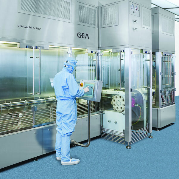 Das  modulare Sicherheitssystem 3RK3 von Siemens eignet sich perfekt für Gefriertrocknungsanlagen, die Gea Lyophil für medizinische Injektionsfläschen (Vials) inklusive der Be- und Entladesysteme herstellt. (Bild: Gea Lyophil)