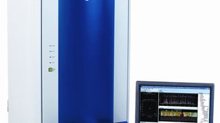 Abb. 1 Hilft bei der molekulargenetischen Pränataldiagnostik: Sequenoms Massarray-System ermöglicht die schnelle und genaue Analyse einer hohen Zahl von Sequenzveränderungen. (Archiv: Vogel Business Media)