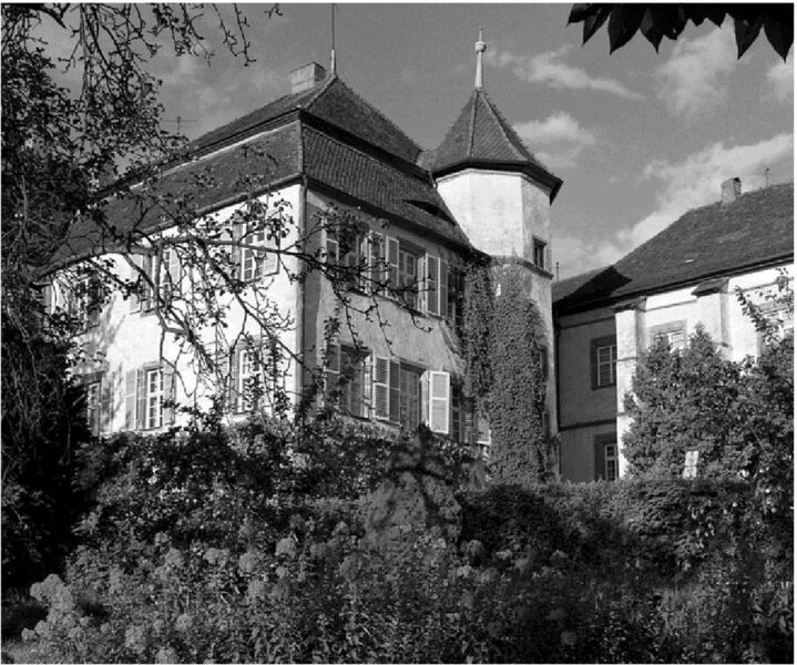 Bild 2: In Schloss Pretzfeld befand sich das Halbleiter-Labor der Siemens-Schuckert-Werke, das von Eberhard Spenke geleitet wurde. (Historisches Archiv Infineon)