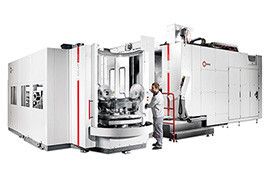 Mit dem Palettenwechsler PW 3000 stößt Hermle bei der Automatisierung seiner Fünf-Achs-Bearbeitungszentren laut eigenen Angabe in neue Gewichts- und Werkstückdimensionen vor. (Bild: Hermle)