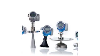 Vielfältige Einsatzmöglichkeiten in Flüssigkeiten und Schüttgütern durch angepasste Gerätevarianten. (Bild: Endress+Hauser)