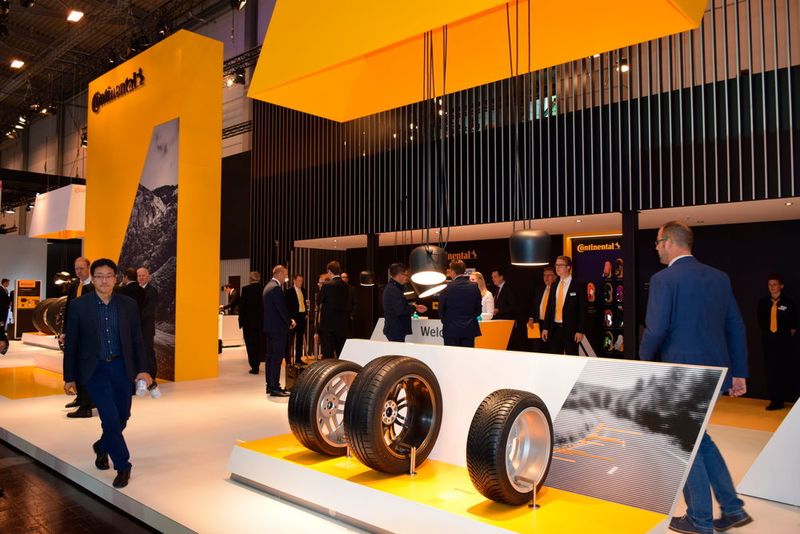 Bei Continental standen dieses Jahr hautpsächlich seine diesjährigen Testsieger unter den Sommerreifen im Mittelpunkt, wie der Sport-Contact 6, der Conti-Sport-Contact 5, der Conti-Premium-Contact 5 und der Conti-Sport-Contact 5 SUV. (Ottmar Holz)