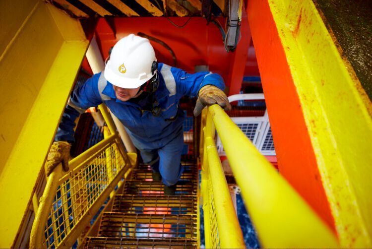 Under the agreement Petrofac will continue to provide specialist personnel to support maintenance services for existing mature assets and new production enhancement facilities. (Petrofac)