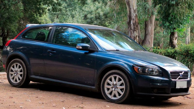 Das zweitürige Kombicoupé, mit dem Volvo einen neuen Anlauf in der Kompaktklasse unternahm, wurde 2006 aufgelegt und bis 2012 produziert. (Bild: RL GNZLZ / flickr)