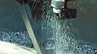 Bild 1: Variantenvielfalt bei Werkzeugen mit Coromant-Capto-Schnittstelle: Ein C8-Sonderwerkzeug ist hier im Einsatz auf einer Dörries Scharmann-Maschine. (Bild: Sandvik Coromant)