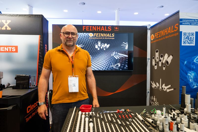 Besucher haben auf der Schraubtec Einblicke über Produkte und Dienstleistungen rund um Schraubverbindungen, -technik, -werkzeuge sowie Einkauf und Beschaffung von C-Teilen erhalten. (Bild: PHOTOVISION-DH GmbH)