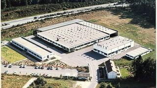Das Werksgelände der Firma Festo 1969 im saarländischen Rohrbach mit zwei Produktionshallen, einem Auslieferungslager und der Ausbildungswerkstatt. (Festo)