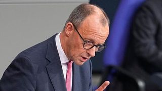 Für den Kanzlerkandidaten Friedrich Merz ist grüner Stahl noch längst nicht das, was der Name verspricht. Hier sein Statement dazu, und zu anderen Themen der Energiepolitik ... (Bild: CDU)