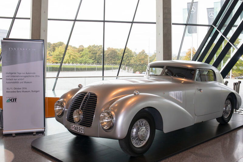 Das Mercedes-Benz-Museum bietet einen Überblick über die Automobilgeschichte von den Anfängen bis heute. (Daimler)