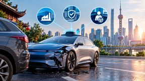 In China sollen zukünftig Automobilhersteller haften, wenn im autonomen Fahrmodus Verkehrsregeln verletzt werden und es beispielsweise zum Unfall kommt.  (Bild: erstellt mit KI )