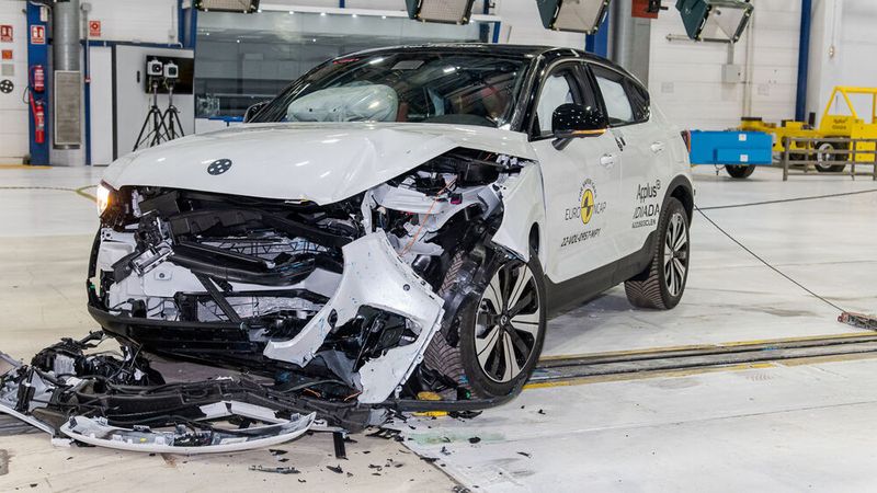 ... und den Volvo C40 Recharge. (Bild: Euro-NCAP)
