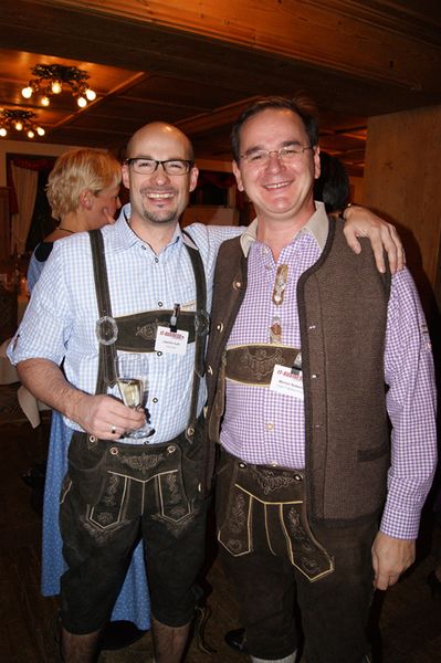 Gute Stimmung herrschte auch bei Joachim Guth (Quest Software) und Werner Nieberle (Geschäftsführer Vogel IT-Medien). (Archiv: Vogel Business Media)