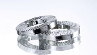 Die Ripp Lock Sicherungsscheiben sind beidseitig gerippt. (Bilder: Böllhoff) (Archiv: Vogel Business Media)