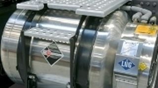 Volvo verwendet bei seinem Dual-Fuel-Antrieb verflüssigtes Erdgas, das in speziellen Tanks bei -140 °C gespeichert wird. (Archiv: Vogel Business Media)