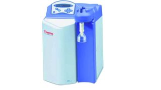 Abb. 1: Das Reagenzwassersystem Barnstead Nanopure UV von Thermo Fisher Scientific liefert Typ-I-Reinstwasser, das auch für organische Analysen 
geeignet ist.  (Bild: Thermo Fisher Scientific)