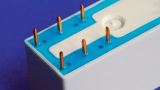 Die neuen Klebstoffe von Panacol eignen sich für temperatursensible Komponenten. (Panacol)