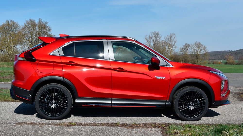 Mitsubishi Eclipse Cross Plug in Hybrid SUV Mit Br ckenfunktion
