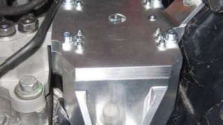 Komfortsteigerung durch aktive Motorlager (Bild: Fraunhofer LBF)