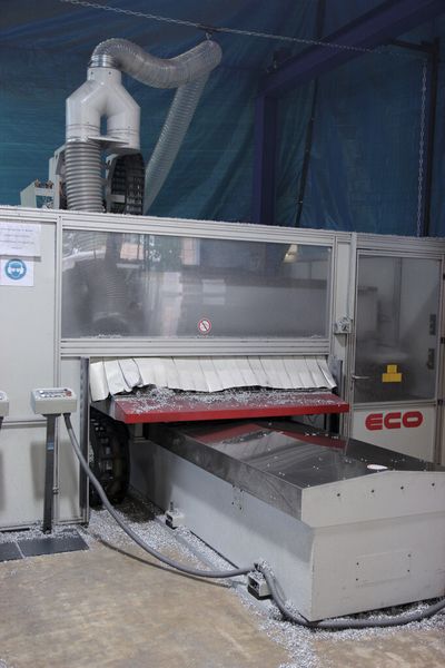 Bild 4: Das textile Schutzsystem ist ebenfalls an dem Bearbeitungszentrum ECO von Reichenbacher Standard. (Bild: Sonnenberg)