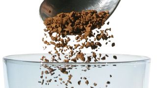 Instant coffee is a typical agglomeration product from the fluid bed. (Picture: Glatt Ingenieurtechnik)