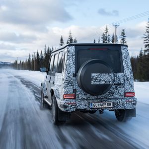 Die winterlichen Straßenverhältnisse im schwedischen Arjeplog sind ideal für die letzten Erprobungsfahrten vor dem Serienanlauf.(Bild:  Mercedes-Benz)