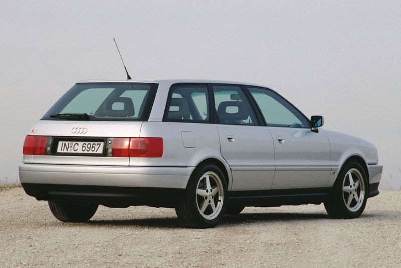 1993 folgte der Audi S2 Avant.  (Audi)
