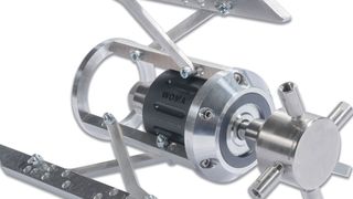 Flexible Rohrreinigungsgeräte von Woma decken verschiedene Durchmesser ab: Mit dem Rohrreinigungsschlitten beispeilsweise sollen Hochdruckdüsen in Rohre vom Durchmesser 100 bis 350 mm geführt werden können. (Kärcher)