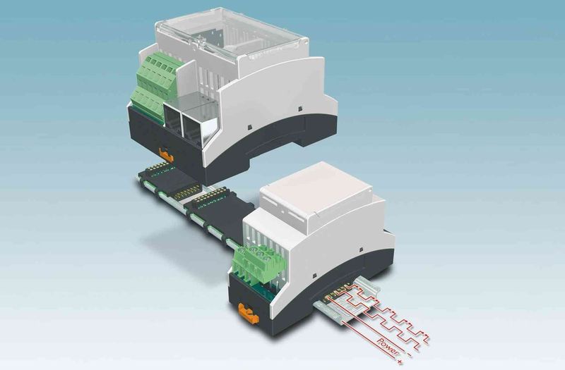 Wenig Aufwand bei Wartung und Montage – die Installations-Einbaugehäuse der Baureihe BC können dank des H-Bus direkt aus dem Verbund gezogen werden. (Bild: Phoenix Contact)