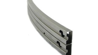 Docol 1700 M eignet sich zum Beispiel für die Herstellung von Stoßfängern. (Bild: SSAB)