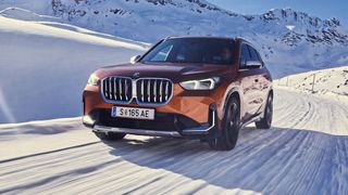 Macht derzeit eine gute Figur im Neuwagen-Konkurrenzkampf: Der BMW X1 war der meistverkaufte SUV im Dezember 2025. (Bild: BMW)