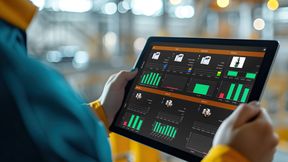 Hummingbird MES offers real time insight into machine performance. (Source: Open Mind)