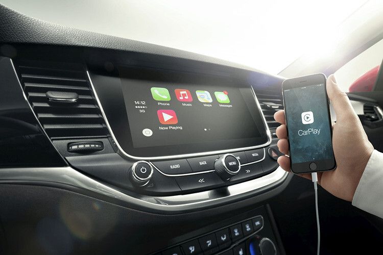 Dazu kommt erstmals die nächste Generation des Infotainment-Systems Intelli-Link im Astra K zum Einsatz. (Foto: Opel)