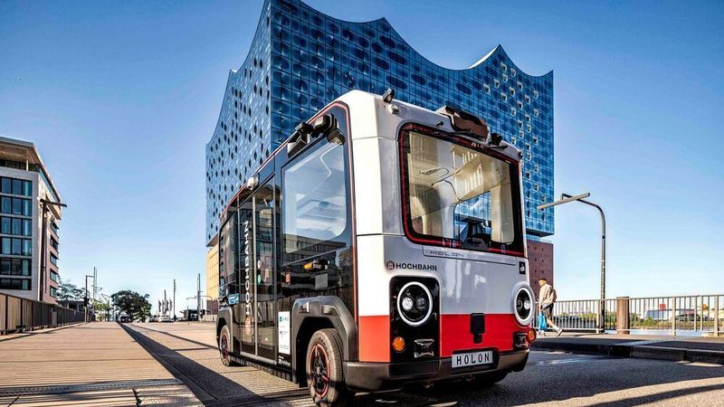 Mit 14 Millionen Euro will das BMV Fahrzeuge mit autonomer Fahrfunktion für den Einsatz im ÖPNV und Gütertransport fördern.(Bild:  Holon)