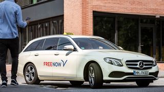 Für Fahrdienstvermittler wie Free Now sollen auch bestimmte Auflagen gelten, fordert der Taxiverband. (Bild: Free Now)