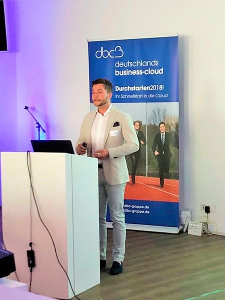 Philipp Herold gab der Gruppe Tipps zum Thema Datenschutz. (dbc (deutschlands business-cloud))