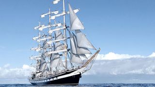 IBM-Chef Arvind Krishna steuert einen neuen Kurs. Doch wohin und geht die „Power“-Hardware dabei über Bord? (Bild: © Alvov - stock.adobe.com)