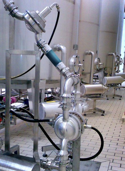 In the hygienic food-and-beverage manufacturing industry, purity and cleanability are extremely important, and is one where refined air-diaphragm-pump technology, such as the Wilden Hygienic Series Air-Operated Double-Diaphragm (AODD) Pump, is playing an increasingly prominent role. (Picture: Wilden)