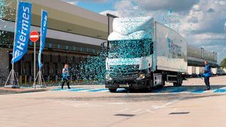 Das neue Logistikzentrum von Hermes ist größer als 34 Fußballfelder und hat eine maximale Verarbeitungskapazität von 1,5 Mio. Paketen pro Tag. (Hermes)