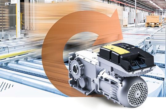 Die Kombination aus dem Frequenzumrichter i650 Motec mit den Synchronmotoren m550 oder m650 und einem passenden Getriebe sorgt für effizienten Dauerbetrieb in intralogistischen Anlagen.(Bild:  Lenze)