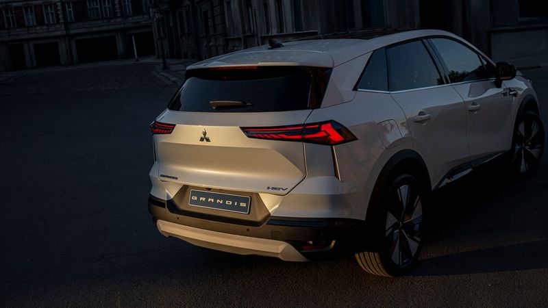 Die Preise dürften bei rund 30.000 Euro starten. (Bild: Mitsubishi)