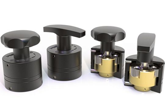 Die Bedienung der Kraftspannmuttern der Reihen MCA-S und MCA-T ermöglichen eine unkomplizierte Bedienung per Hand. (Bild:  JAKOB Antriebstechnik GmbH)