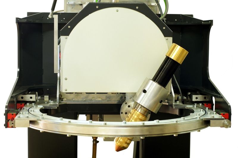 Auf der Welding & Cutting in Beijing präsentierte Eckelmann ein innovatives Plasma-Fasenaggregat. (Bild: Eckelmann)