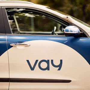 Vay arbeitet an einem Tür-zu-Tür-Service, bei dem die Kunden per App ein elektrisches Fahrzeug bestellen.(Bild:  Autoren-Union Mobilität/Vay)