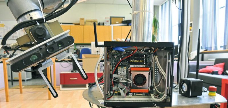Picking-Roboter Larry: das integrierte Mini-ITX-Board conga-IC175 sorgt für hohe Rechenleistung. Picking-Roboter Larry: das integrierte Mini-ITX-Board conga-IC175 sorgt für hohe Rechenleistung.