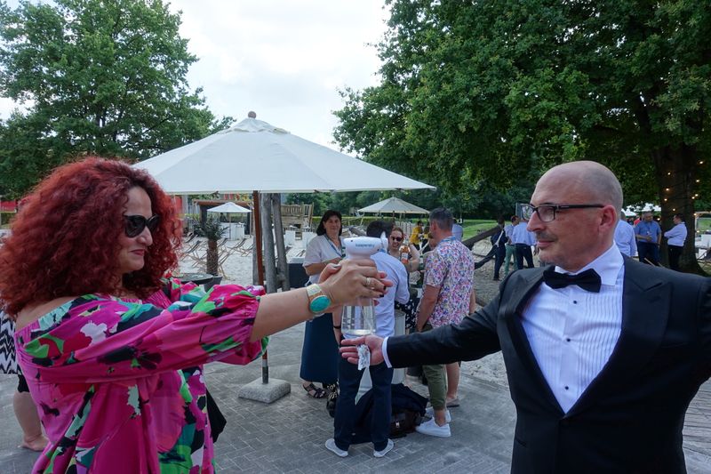 Sprühung ahoi! Es kommt immer auf die richtige Brise an. (Bild: IT-BUSINESS)