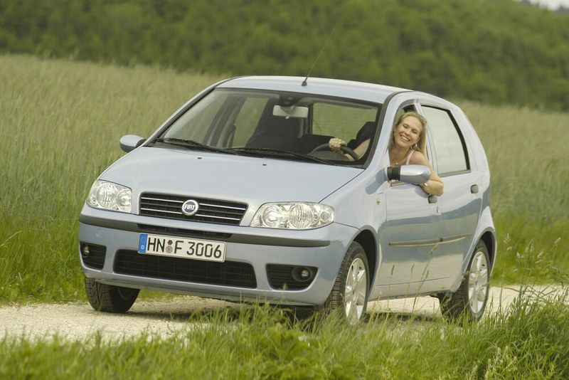 Auch als Fünftürer war der zweite Punto zu haben. (Bild: Fiat)