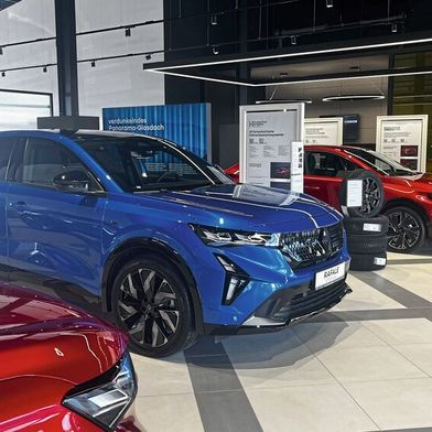Das Autohaus Beil hat in Heuchelheim als erster Standort in Deutschland die neue Renault-CI „New R“ umgesetzt. (Bild: Simon – VCG)