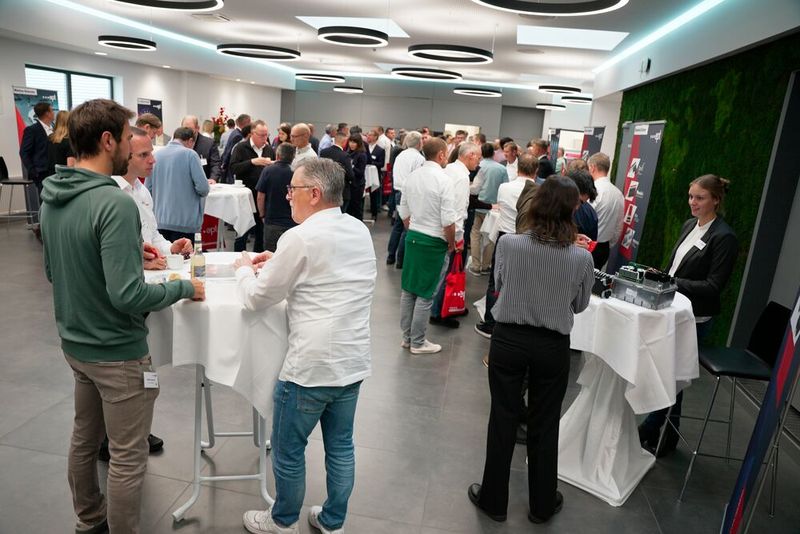 Expert lectures, factory tour, and professional exchange at the TechDays. (Image:Kristin Rinortner)