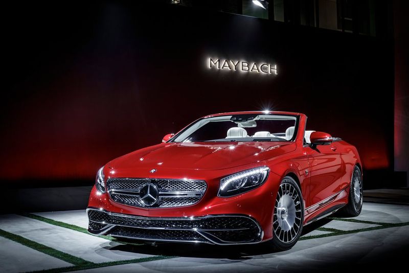Seine Proportionen hat der Luxus-Schlitten von der offenen S-Klasse erhalten. (Daimler)