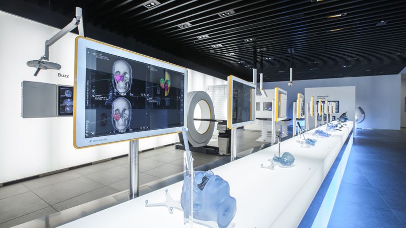 Die Software- und Hardwarelösungen von Brainlab kommen in 4.000 Krankenhäusern in 120 Ländern zum Einsatz(Bild:  Brainlab)